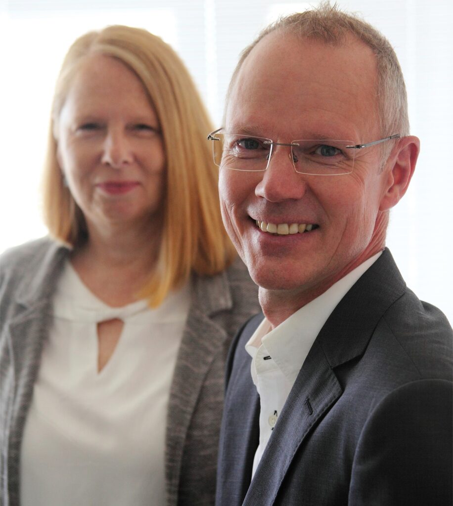 Ulrike Tiedemann-Reinhold, Fachanwältin für Familienrecht und Scheidungsanwältin, Peter Reinhold Anwalt für Erbrecht, Verkehrsrecht, Mietrecht in Hamburg Harburg